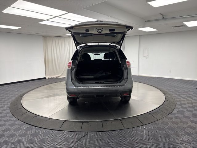 Vehicle image 7 of 21