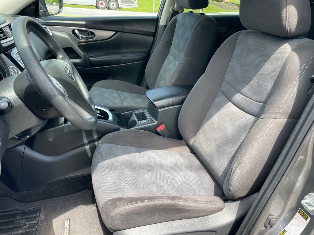 Vehicle image 6 of 31