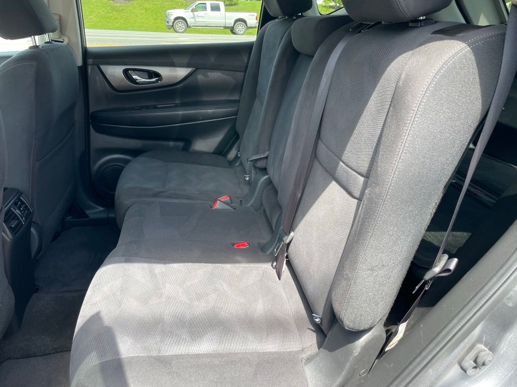 Vehicle image 7 of 31