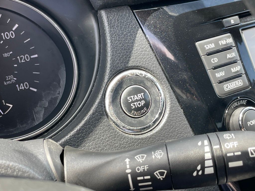 Vehicle image 19 of 31