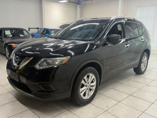 2016 Nissan Rogue SV Image 1 of 33