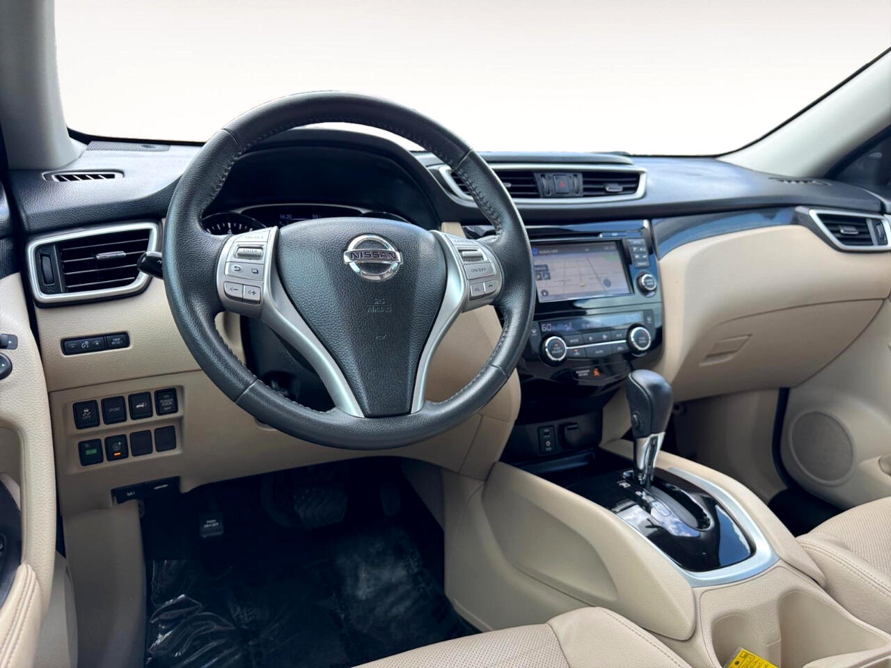 Vehicle image 21 of 39