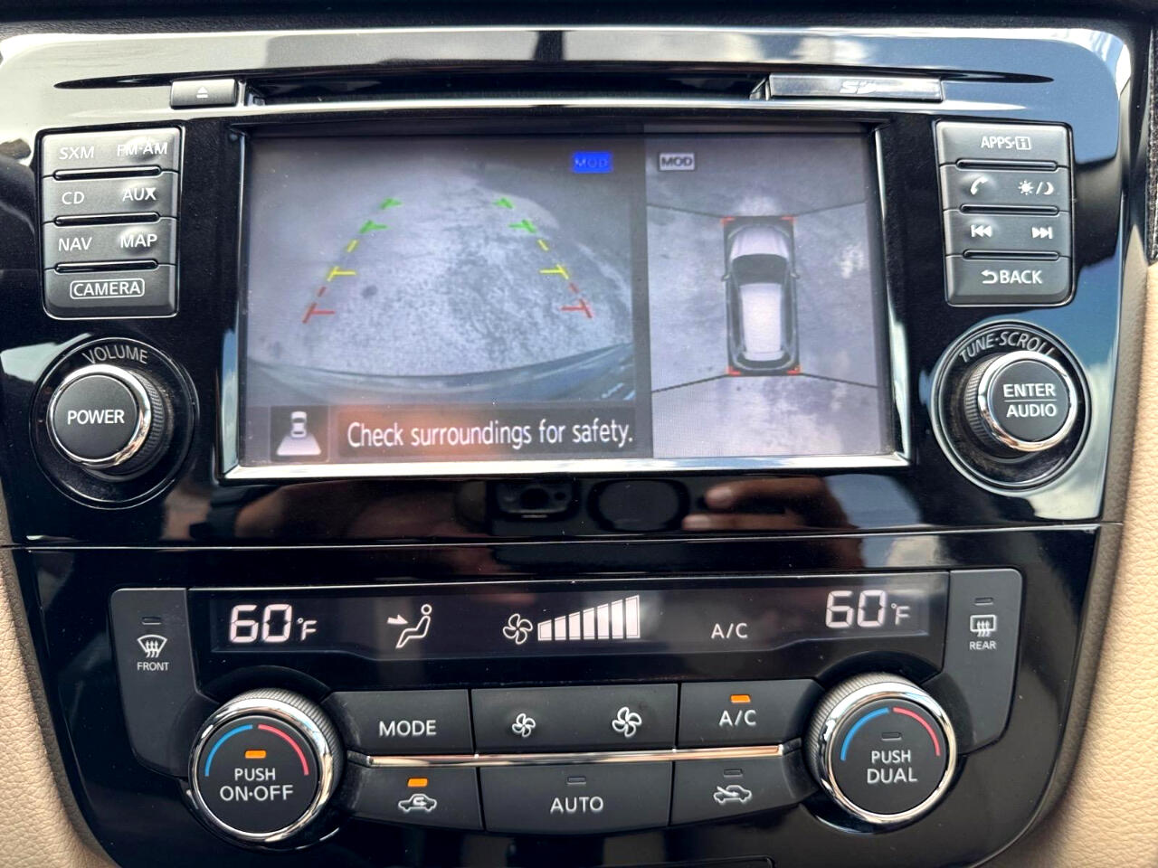 Vehicle image 23 of 39