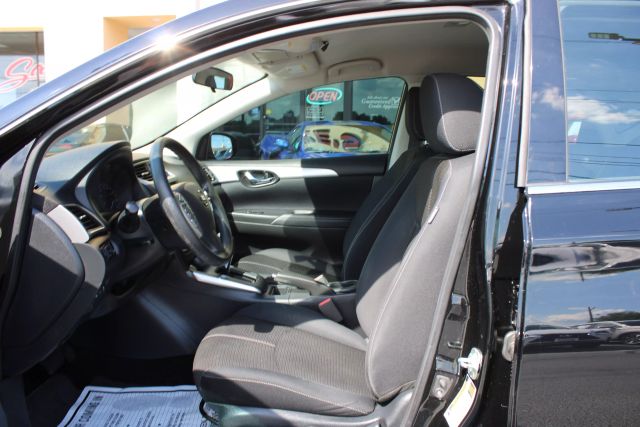 Vehicle image 15 of 30