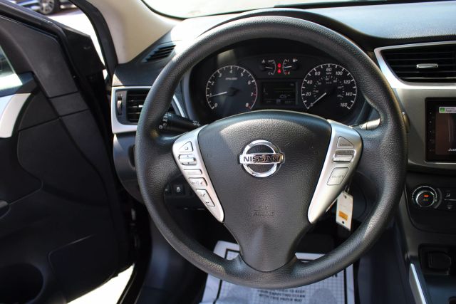 Vehicle image 29 of 30