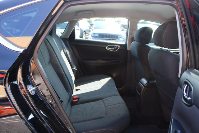 Vehicle image 11 of 30