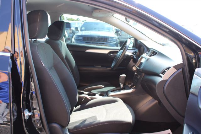 Vehicle image 12 of 30