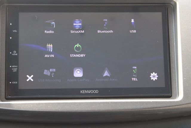 Vehicle image 23 of 30