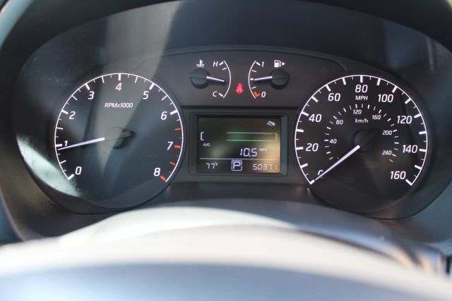 Vehicle image 20 of 30