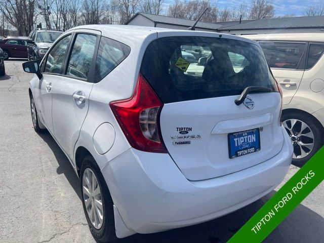 Vehicle image 4 of 21