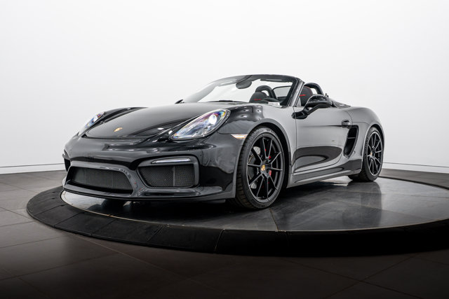 2016 Porsche Boxster Spyder Image 2 of 30