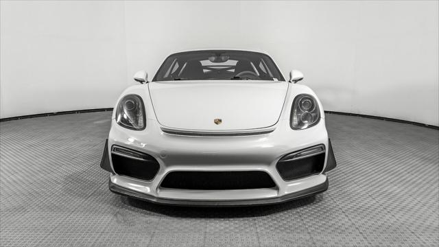 2016 Porsche Cayman GT4 Image 3 of 35