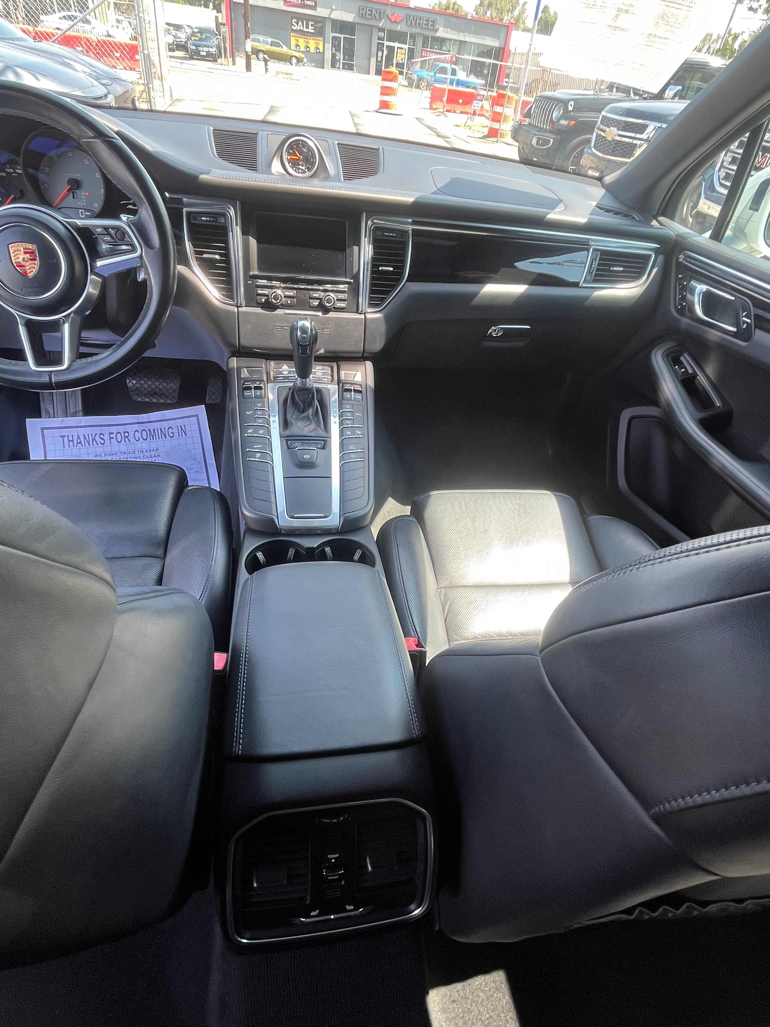 Vehicle image 26 of 82