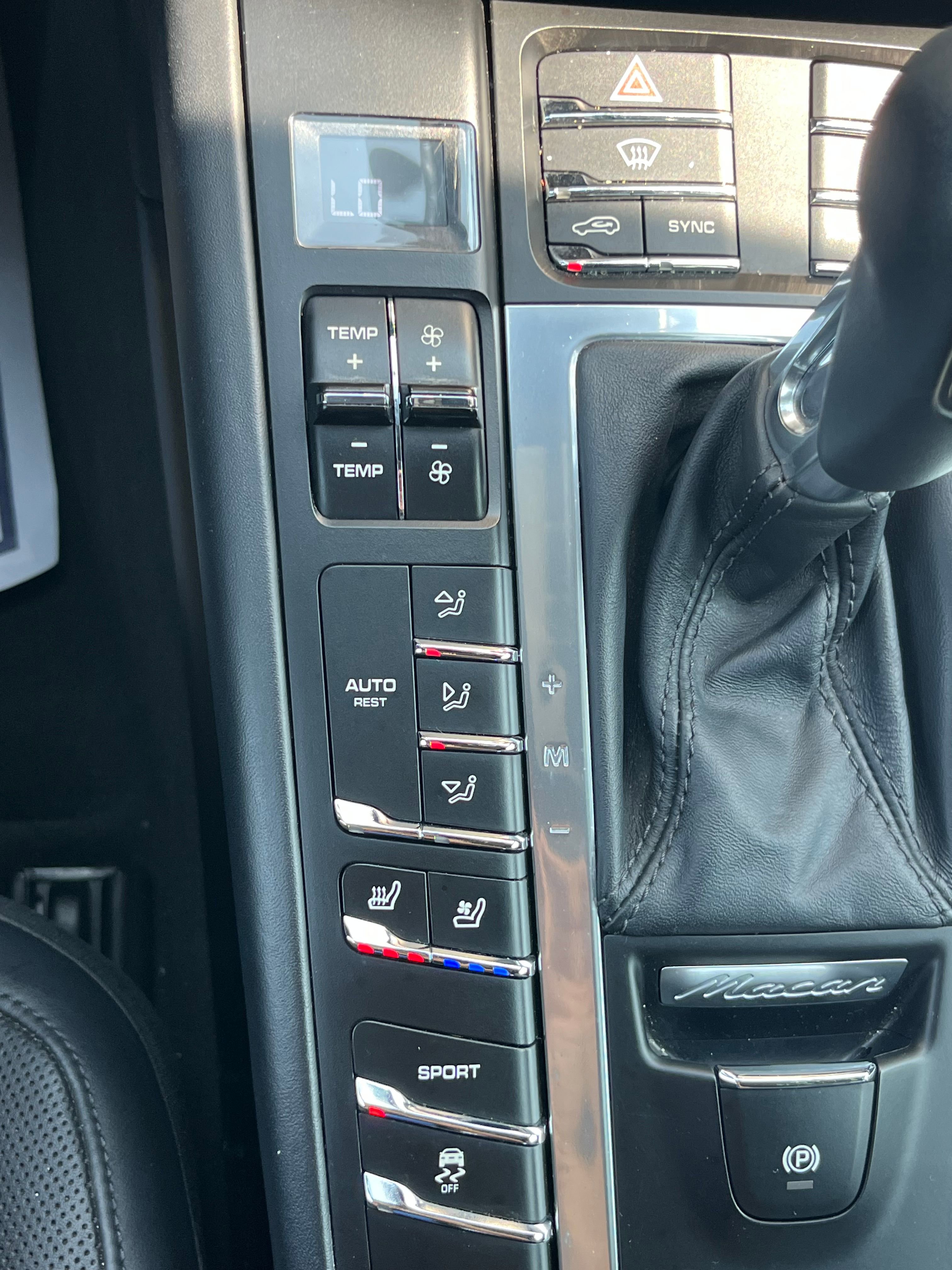Vehicle image 48 of 82