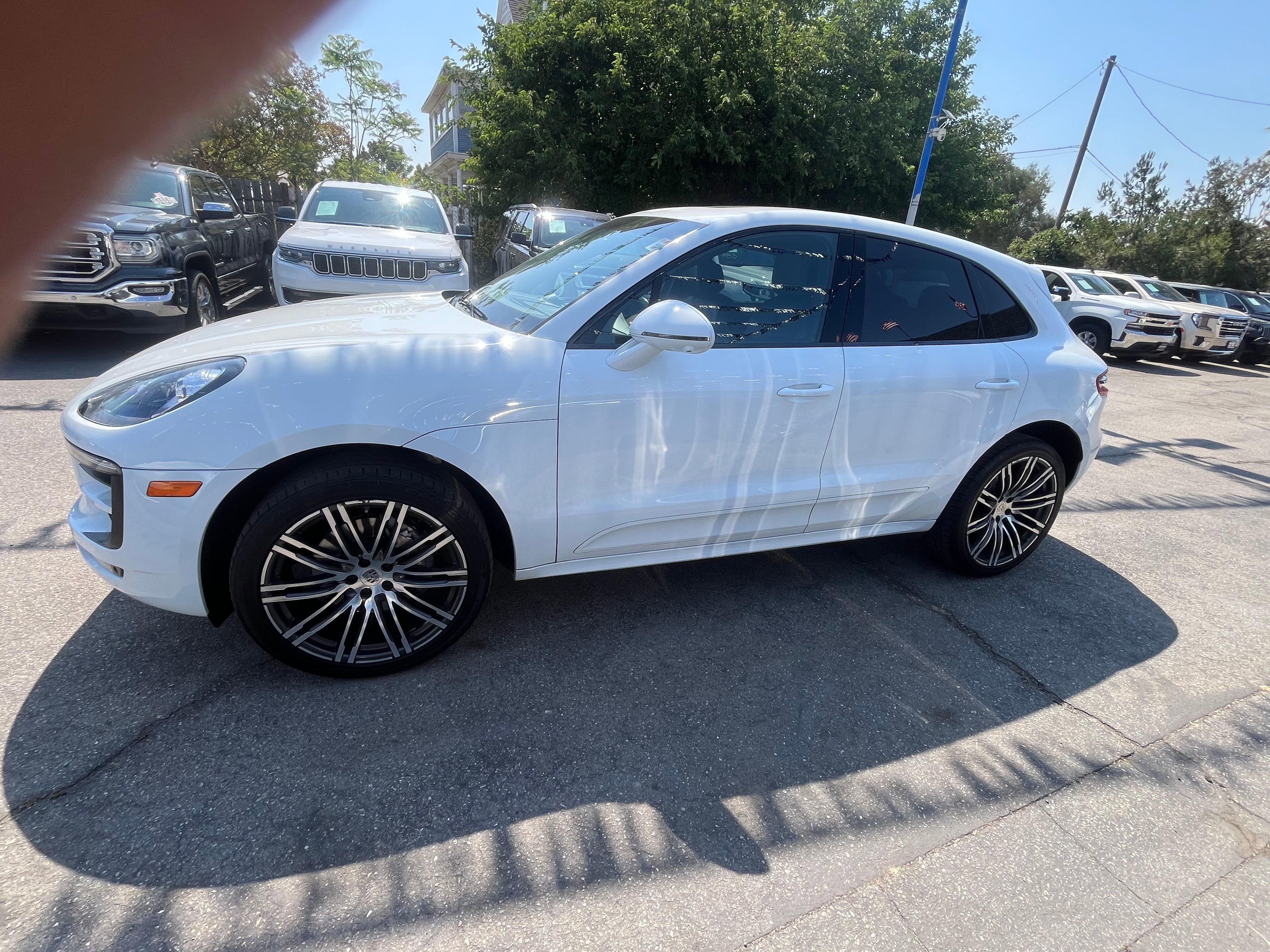 Vehicle image 2 of 82