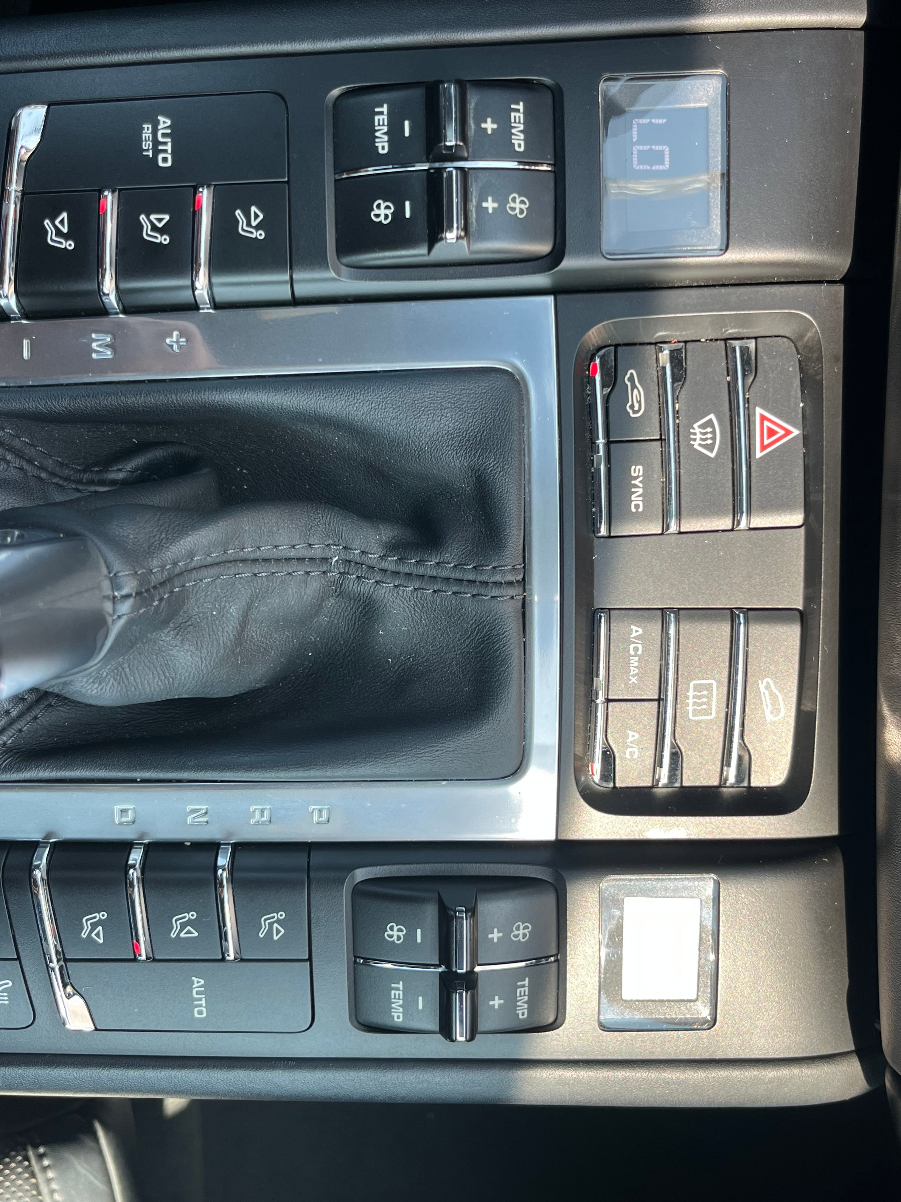 Vehicle image 51 of 82