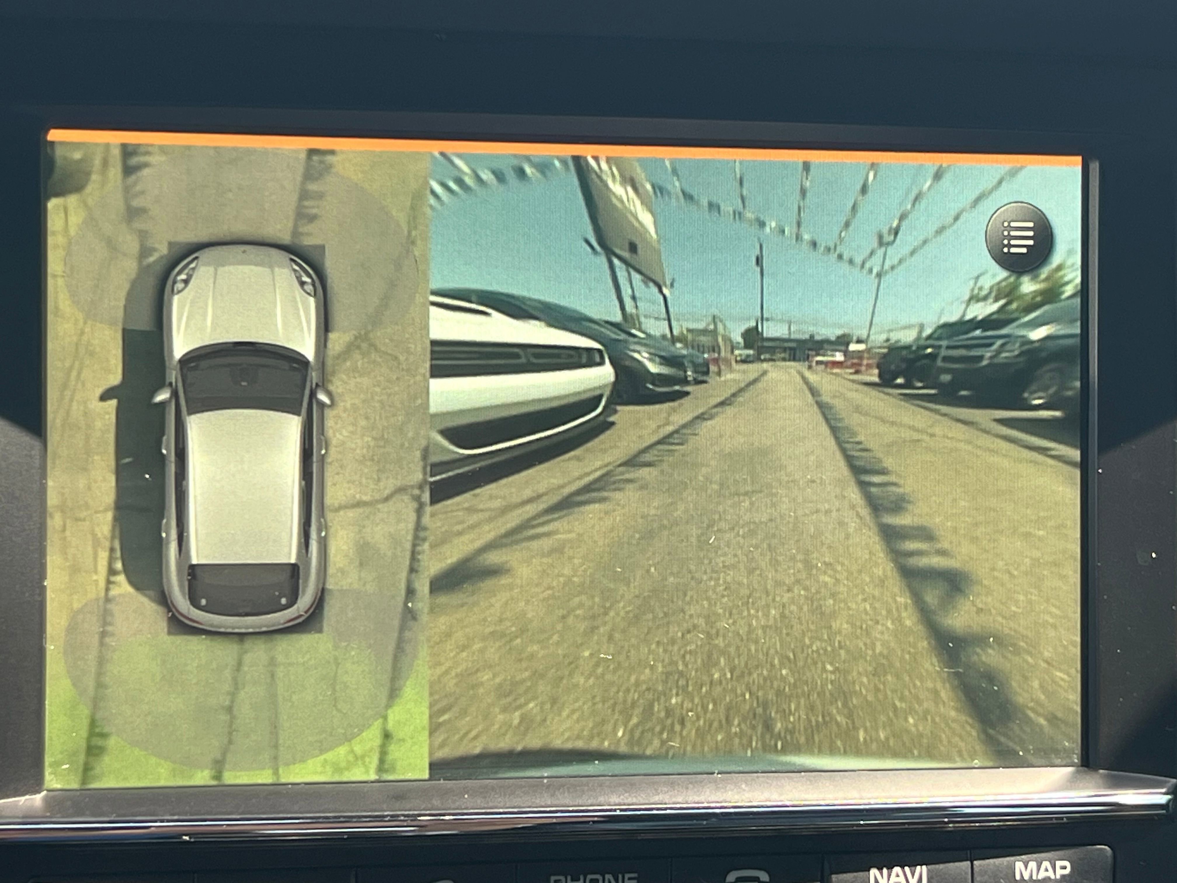 Vehicle image 40 of 82