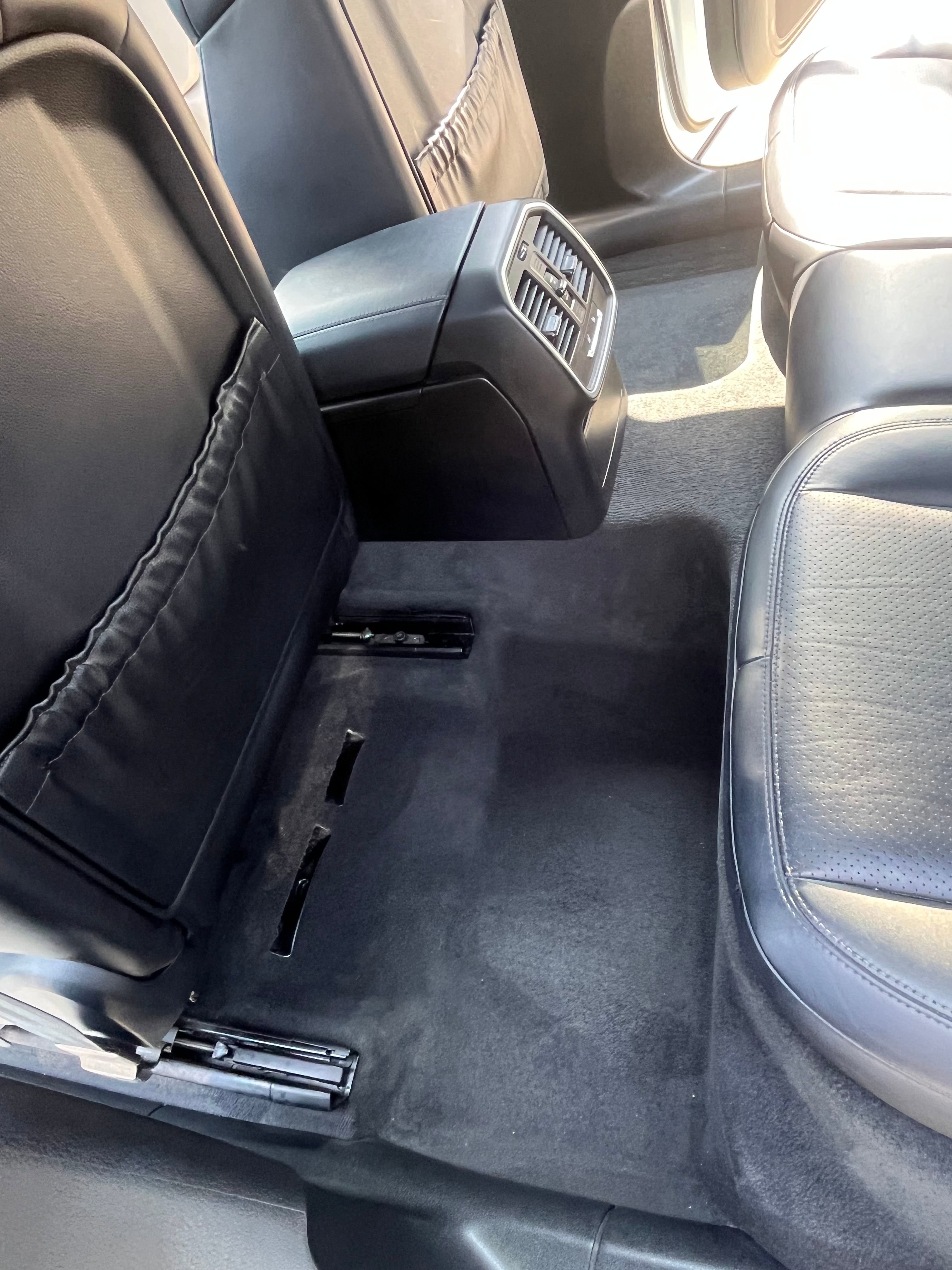 Vehicle image 79 of 82