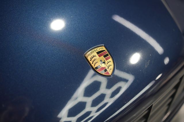 2016 Porsche Macan S Image 50 of 66