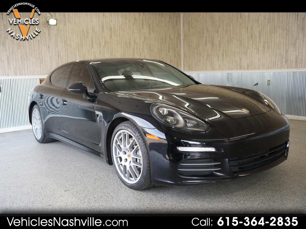 2016 Porsche Panamera Image 4 of 39