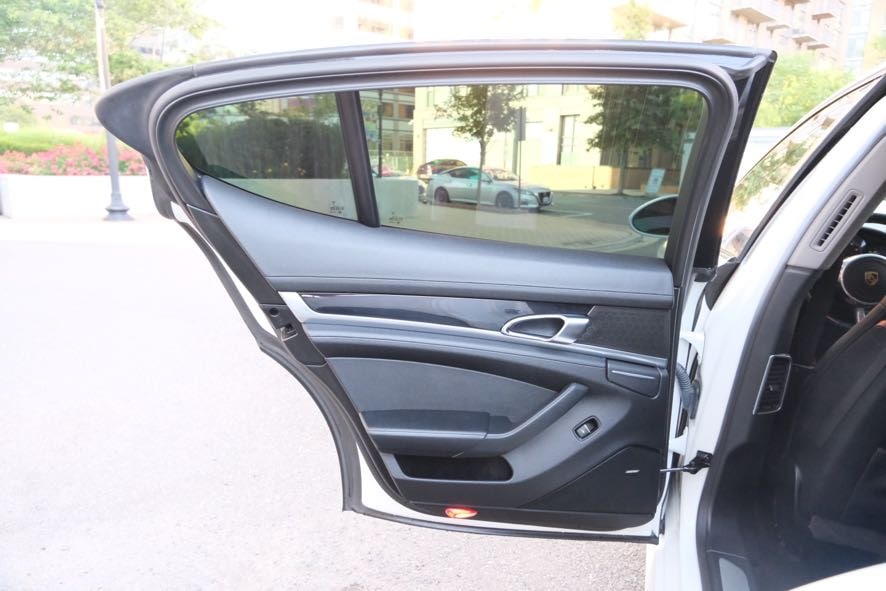 Vehicle image 22 of 41
