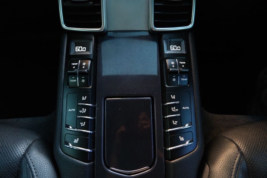 Vehicle image 26 of 41