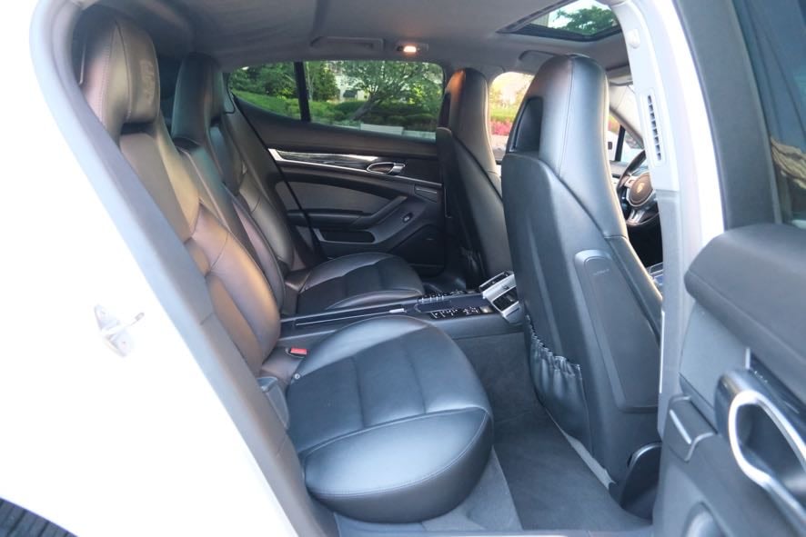 Vehicle image 24 of 41