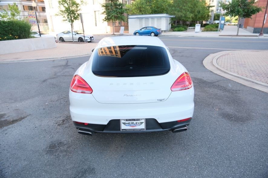 Vehicle image 7 of 41
