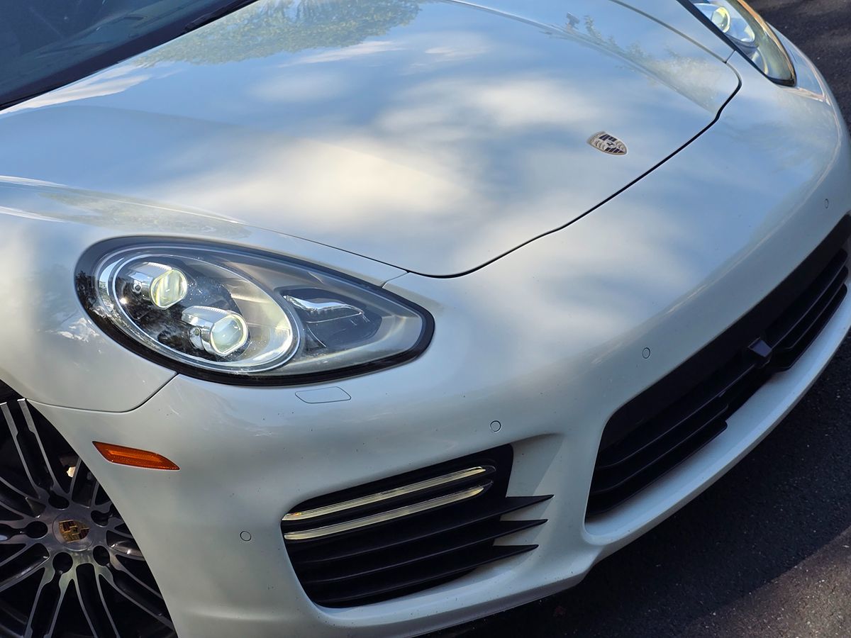 2016 Porsche Panamera GTS Image 41 of 59