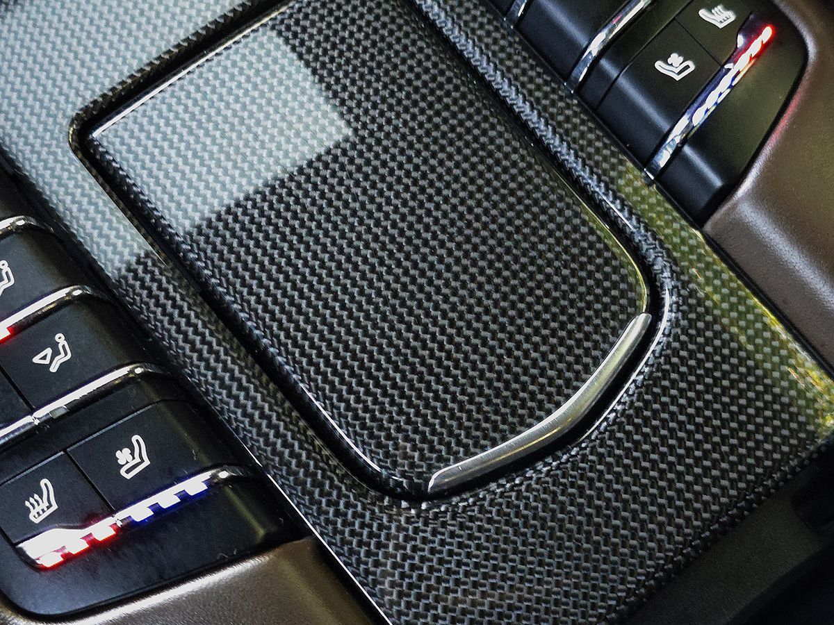 2016 Porsche Panamera GTS Image 42 of 59