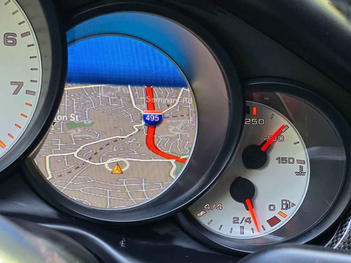 2016 Porsche Panamera GTS Image 29 of 59