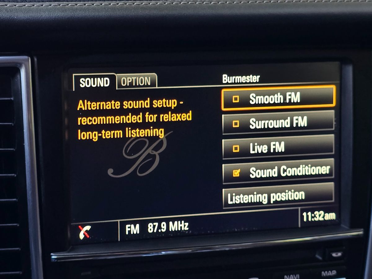 2016 Porsche Panamera GTS Image 34 of 59