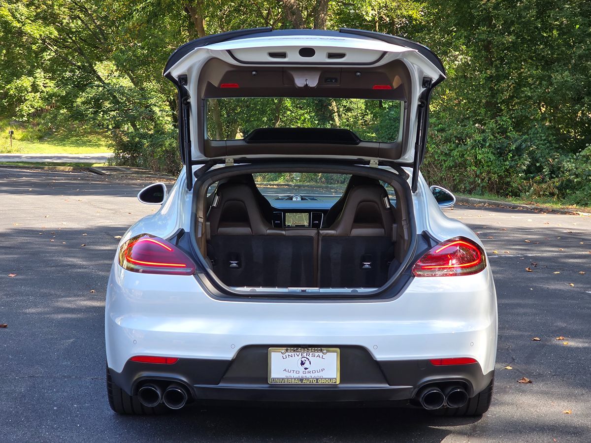 2016 Porsche Panamera GTS Image 59 of 59