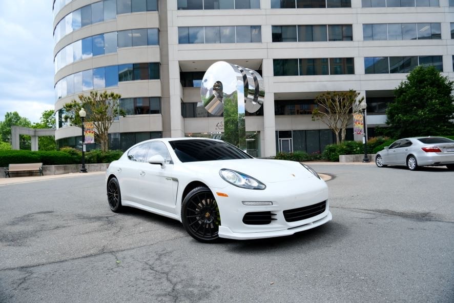 Vehicle image 3 of 43