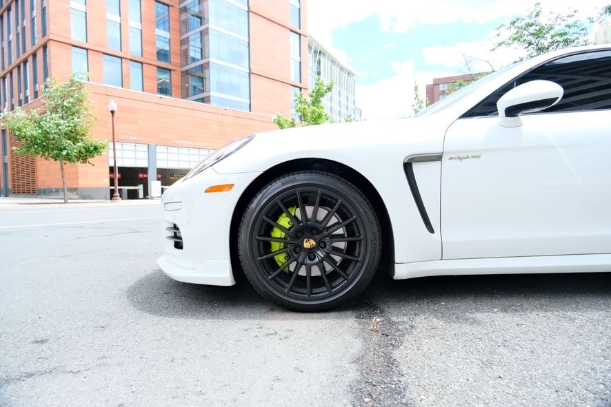 Vehicle image 13 of 43