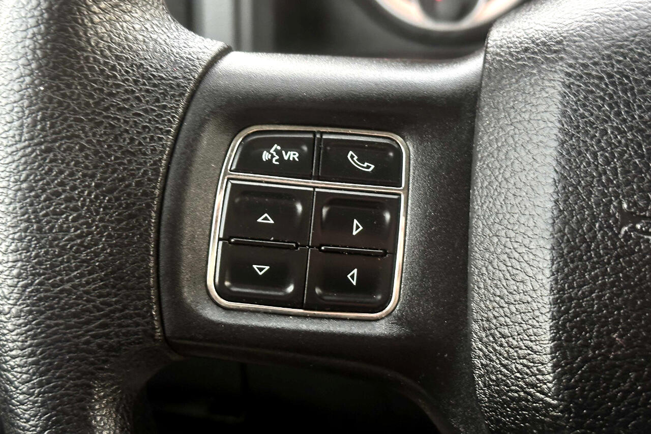 Vehicle image 20 of 24