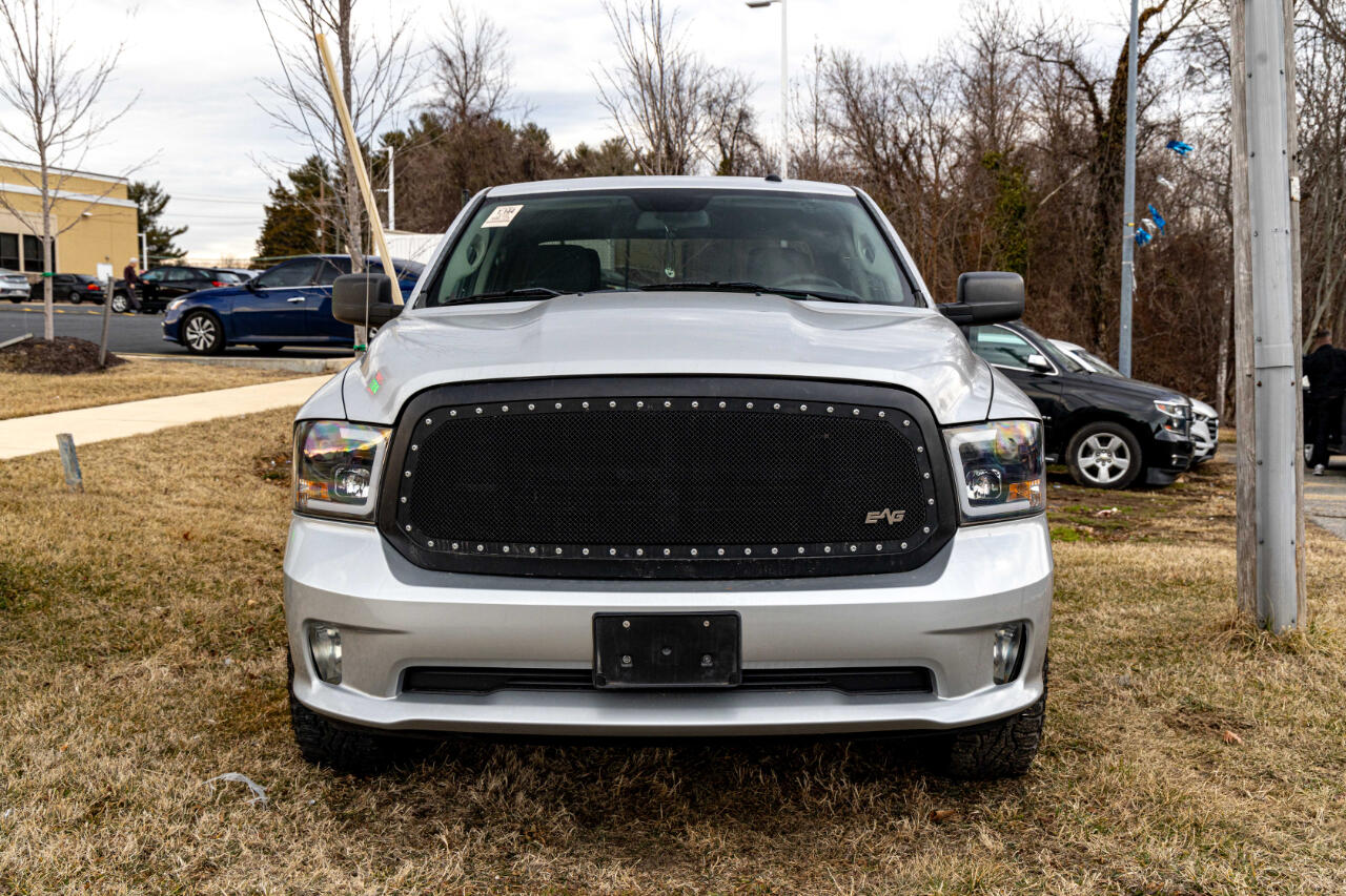 Vehicle image 3 of 24