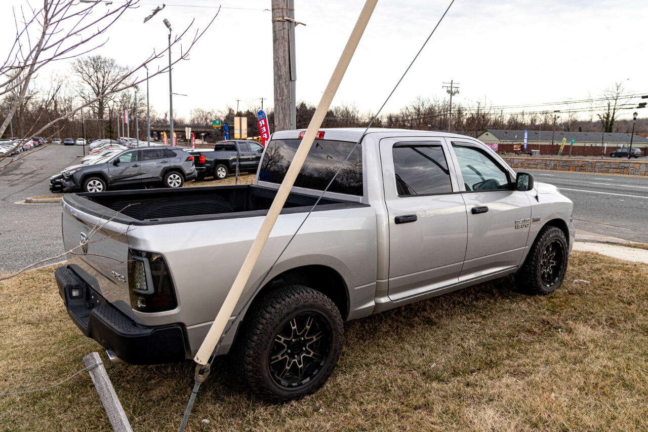 Vehicle image 2 of 24