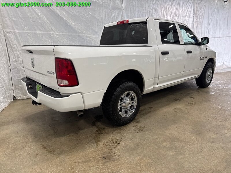 Vehicle image 4 of 25