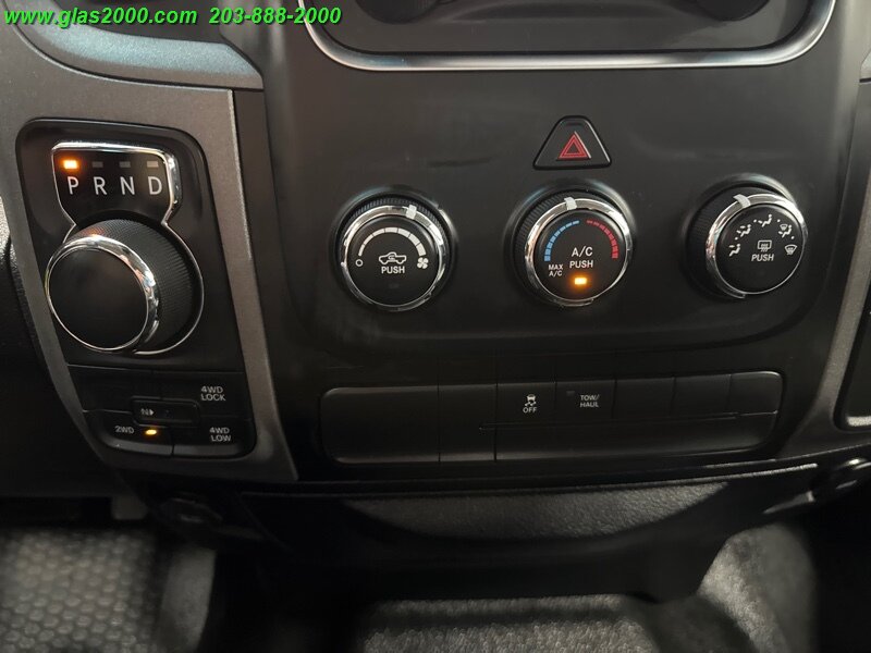 Vehicle image 25 of 25