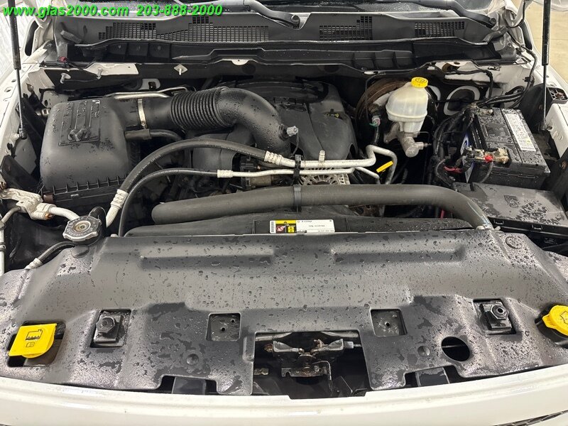 Vehicle image 15 of 25
