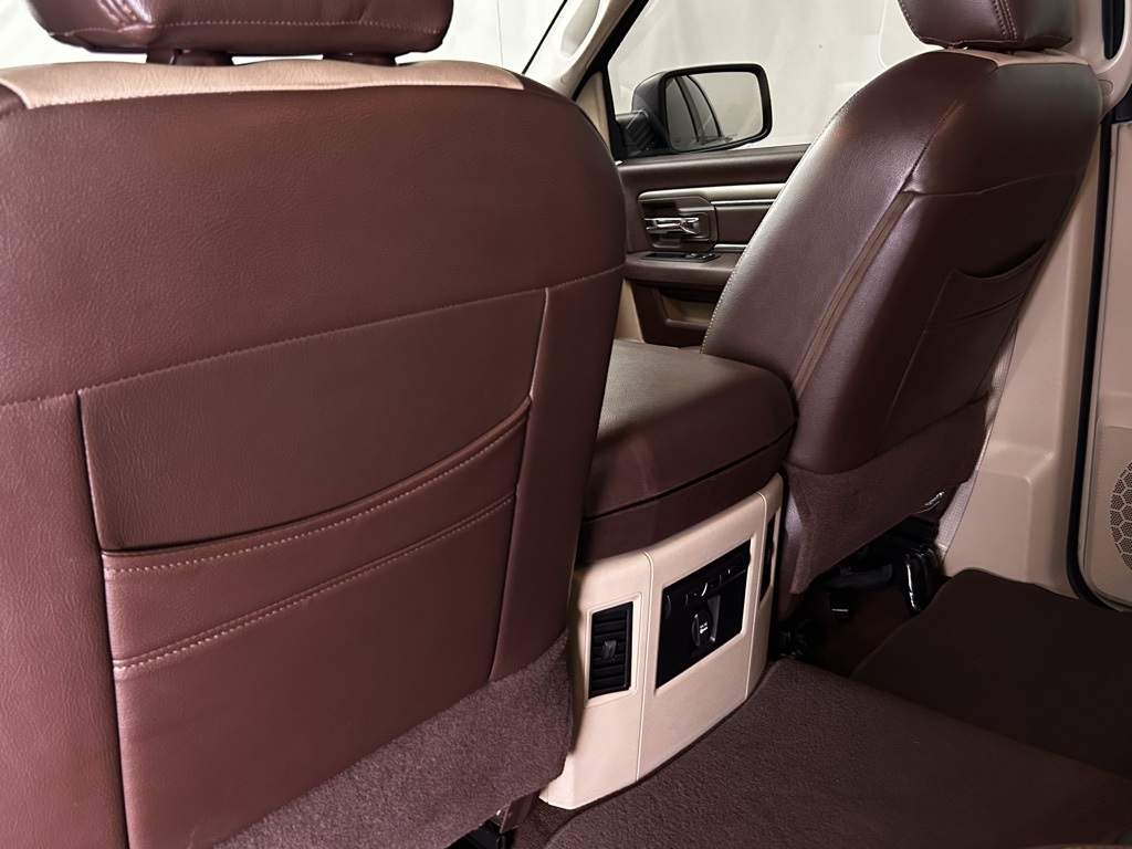 Vehicle image 21 of 58