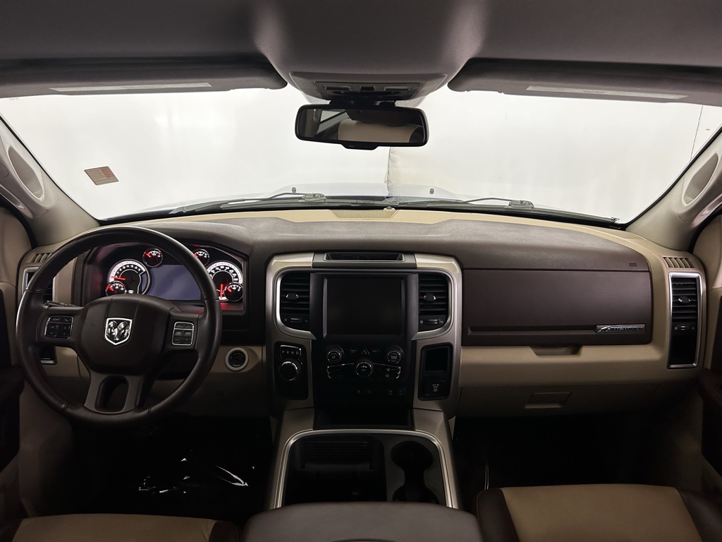Vehicle image 35 of 58