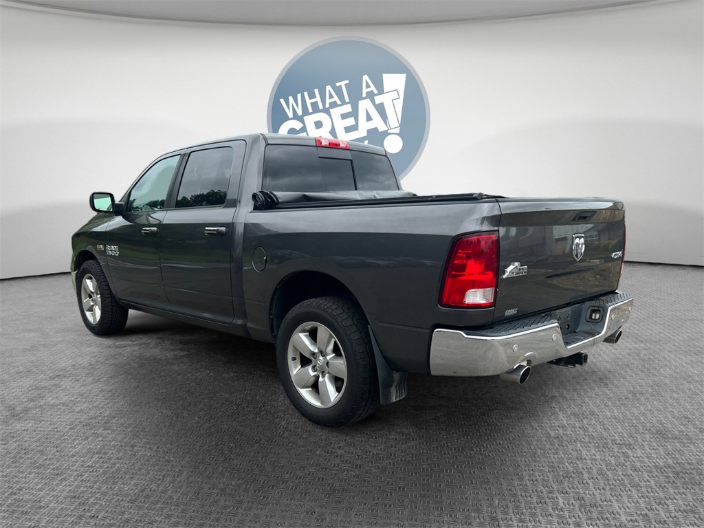 Vehicle image 7 of 32