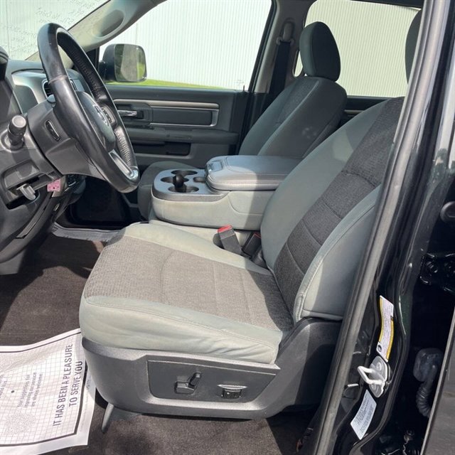 2016 Ram 1500 Big Horn Image 8 of 11