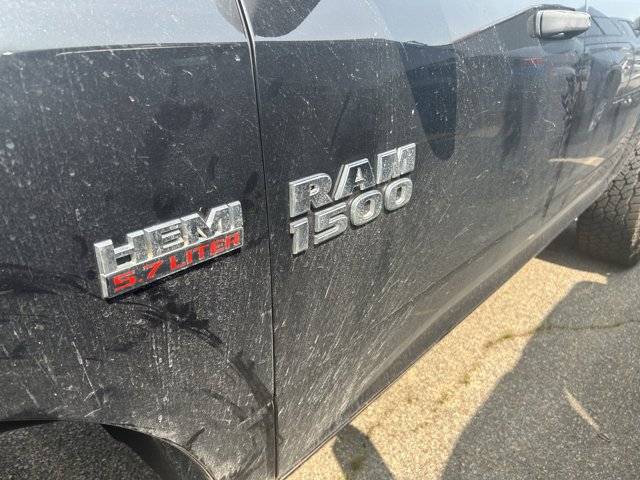Vehicle image 10 of 20