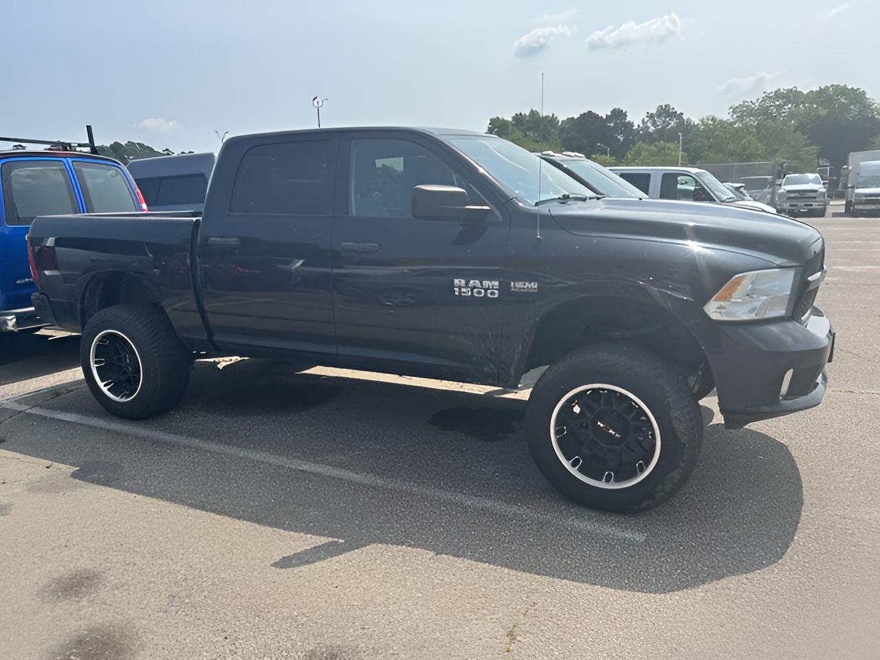 Vehicle image 16 of 20