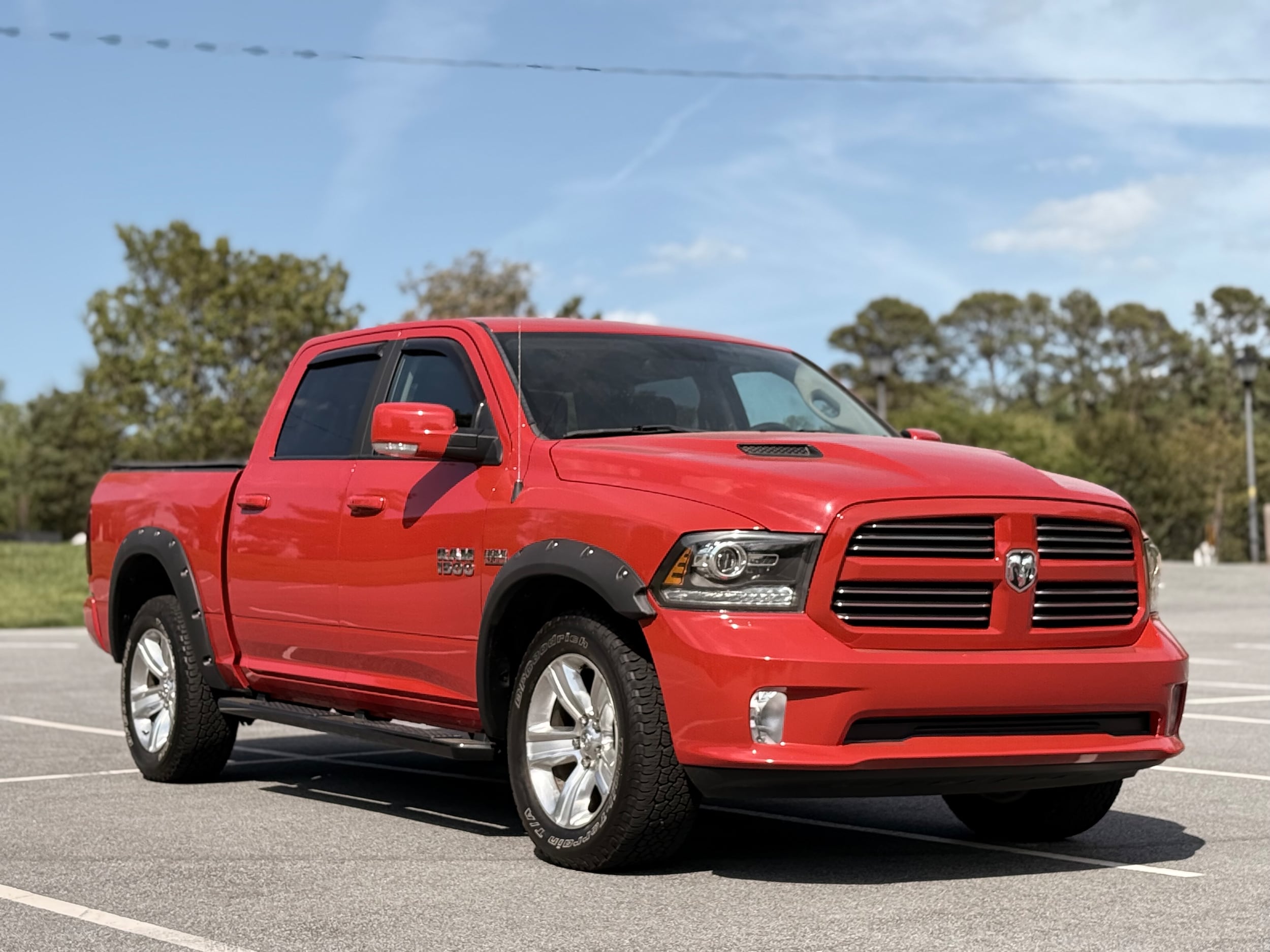 Vehicle image 4 of 39