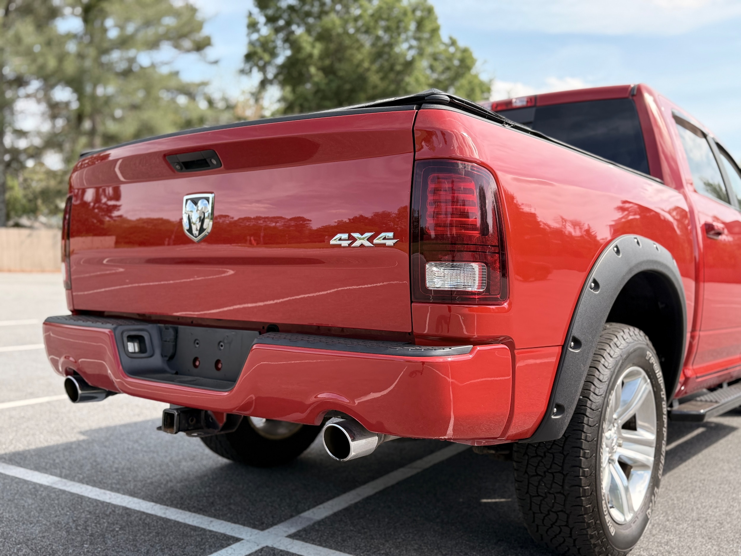 Vehicle image 6 of 39