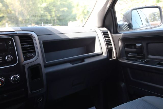 Vehicle image 18 of 53